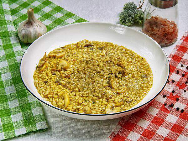 Burrata - Ризотто с лесными грибами и трюфельным маслом