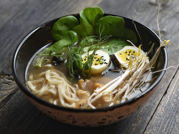 Caravaggio - Рамен с курицей