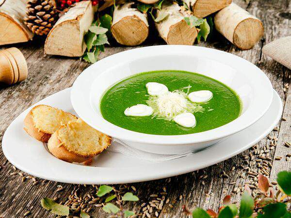 Я ж тебе говорил! - Крем-суп из шпината с перепелиными яйцами