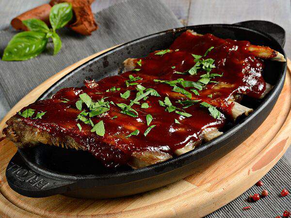 ВкусняША - Свиные ребрышки ВкусняША в соусе BBQ