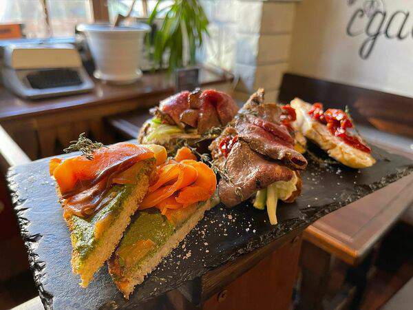 Паб 13 - Ассорти брускетт