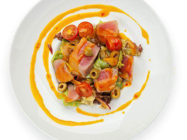 Da - Салат Зеленый с обжаренным тунцом