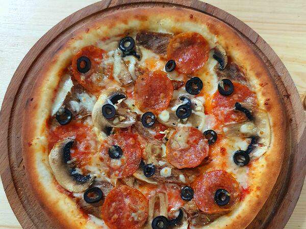 Crust Pie Pizza - Итальянская