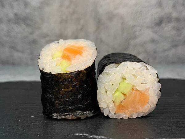 Сушильная - Хосомаки с копченым лососем