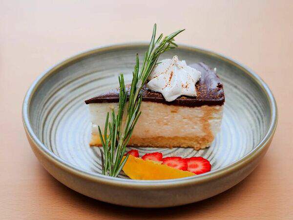 Кафе Sky (Скай) - Птичье молоко