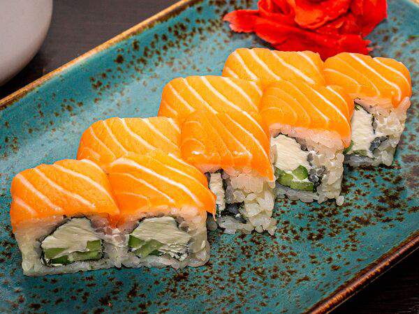 Суши бай Б - Ролл Филадельфия с огурцом