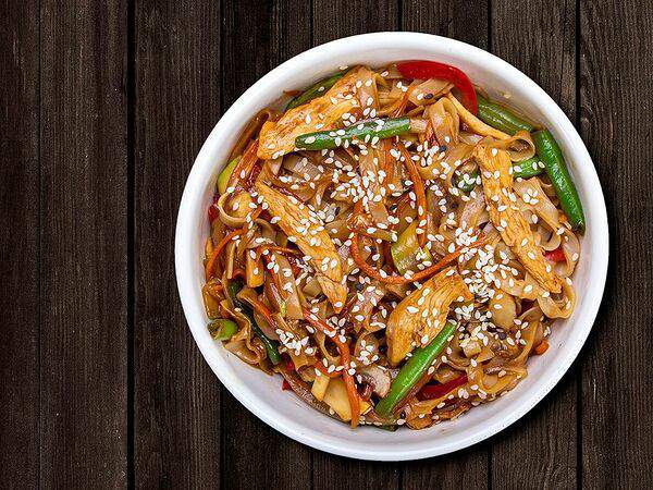 Pho Bo Азия - Рисовая лапша с курицей