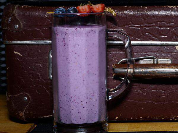 Кофейня 8512 - Милкшейк чернично-малиновый