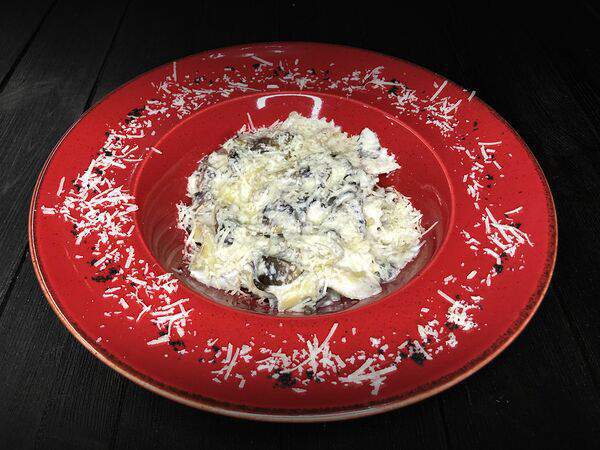 Best Hall - Фарфалле с грибами