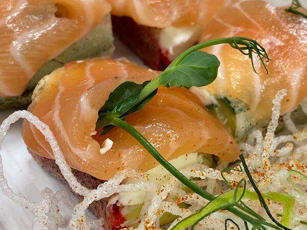 Susi Express - Спринг ролл с лососем