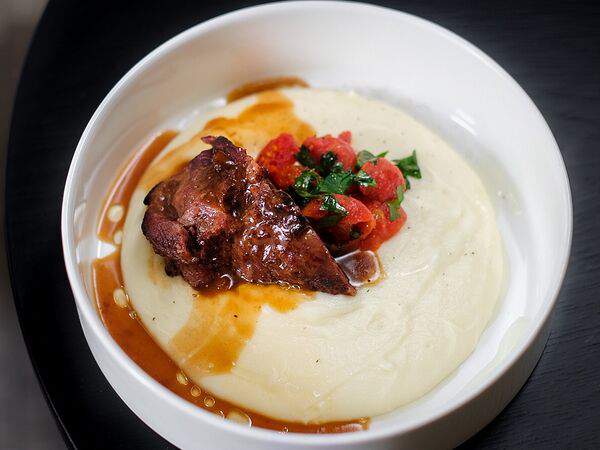 Bisou Bisou Bistro - Говяжья щека