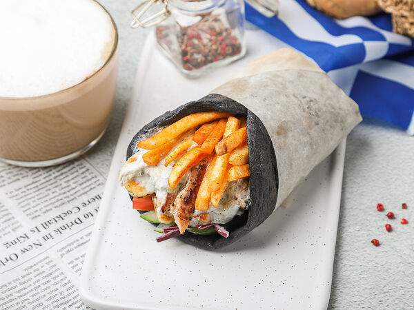 The Gyros Bistro - Гирос Олимп в черной пите с курицей и сыром халуми