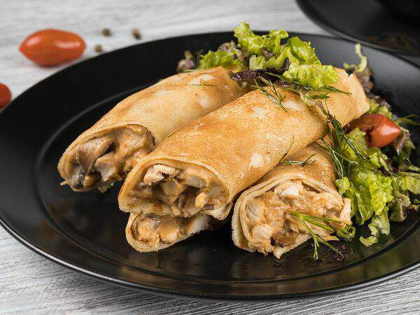 Inspiration coffee - Блины с курицей и грибами