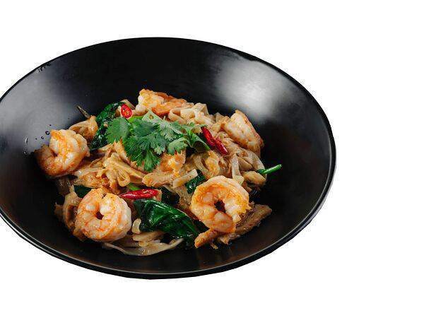 BAO Noodles & Sushi Bar - Рисовая лапша в соусе Том Ям