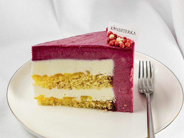 Гастромаркет The Eda - Торт Сальвадор кусочек