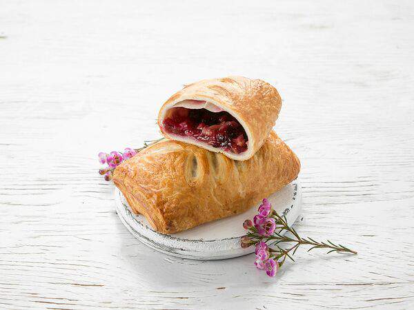 ЛюдиЛюбят - Слойка с яблоком и смородиной