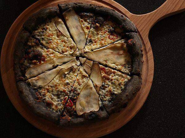 Fabbrica - Бруклинская пицца Груша с горгонзолой