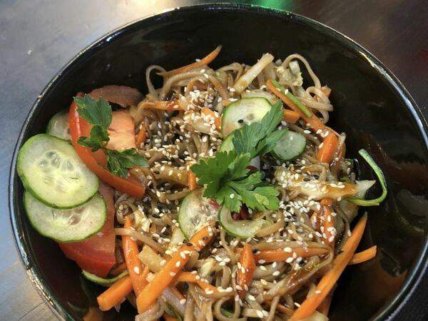 Go Vegan - Удон с сейтаном