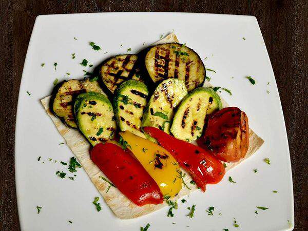 Трактиръ - Овощи на мангале