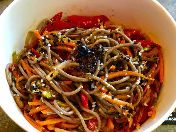 Barber Bar - Лапша гречневая с морепродуктами