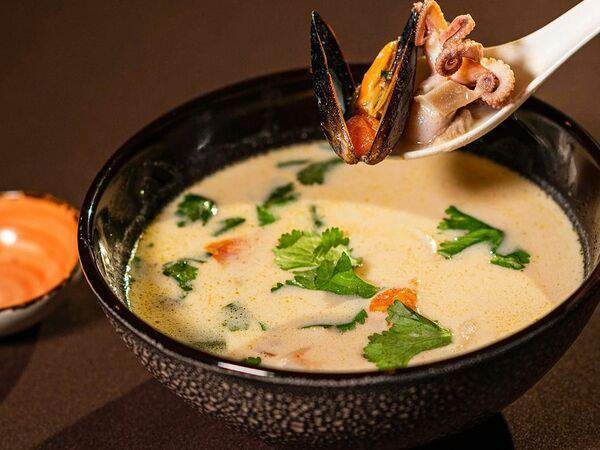 Tom-Yam - Суп Том Кха Морской коктейль