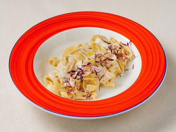 Trattoria 23 - Феттуччине четыре сыра с трюфельным маслом