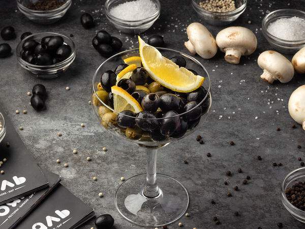 Ресторан Рояль - Оливки и маслины