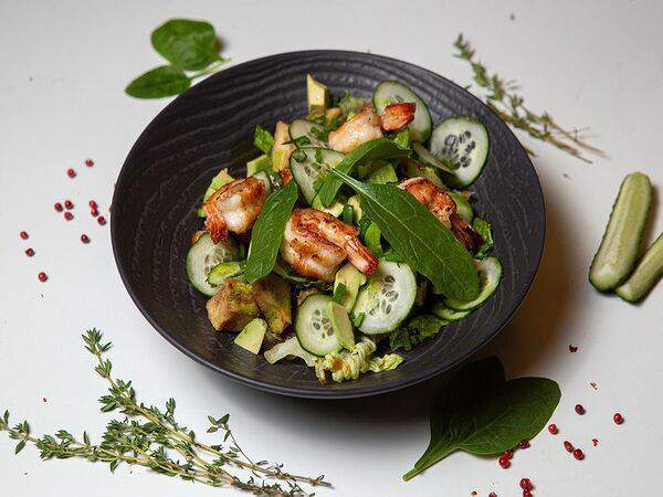 Холодец - Салат с баклажаном, авокадо и тигровыми креветками