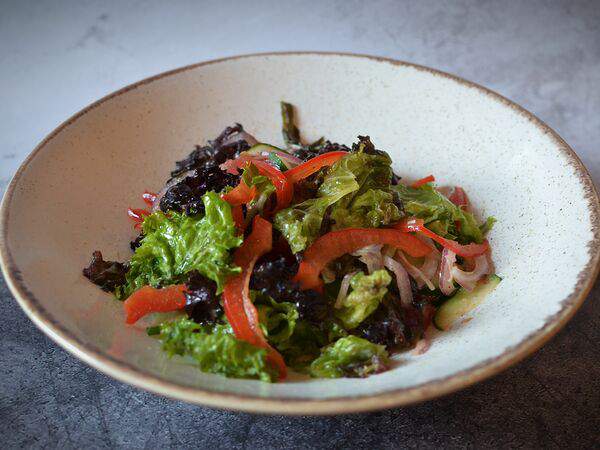 Сад On line - Салат из свежих овощей с заправкой