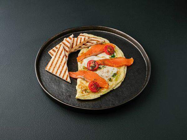 Etna coffee - Омлет с лососем