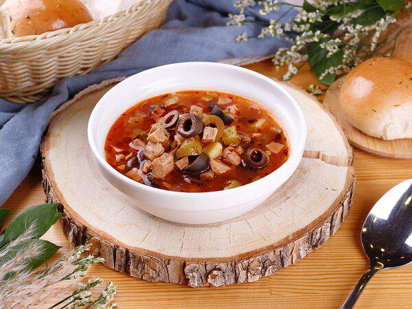 Вилка Ложка - Суп Солянка Домашняя