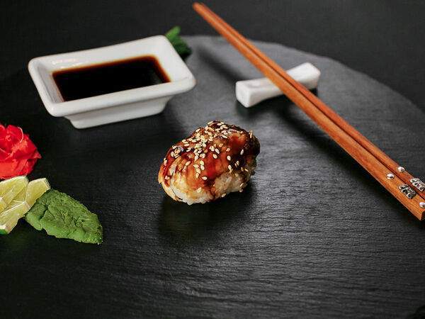 Terkin Gastro Pub - Суши с угрем