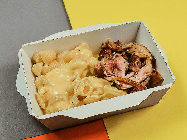 BRISKET BOYS - Мак&Чиз с копченой курицей