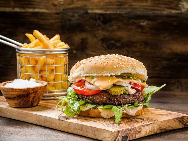 Кафе Бадо - Бургер на мангале