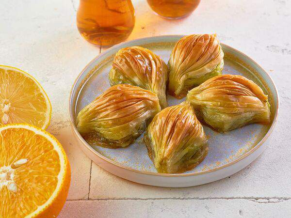 Пахлавальня - Мидие с фисташкой