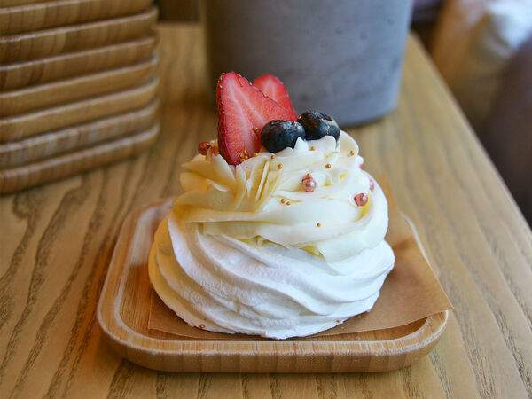 Кофейня Pankoff Bakery - Десерт Павлова