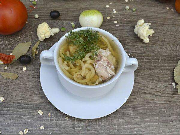 Ланч-кафе Baza Plaza - Лапша домашняя с курицей