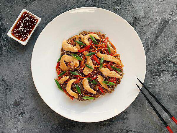 Пицца Сан - Соба с курицей