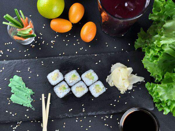 Burgerock - Ролл маки с авокадо