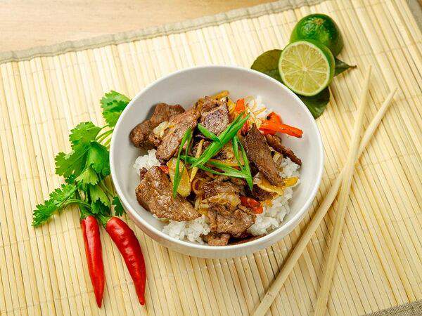 Kung Pho - Говядина с луком порей