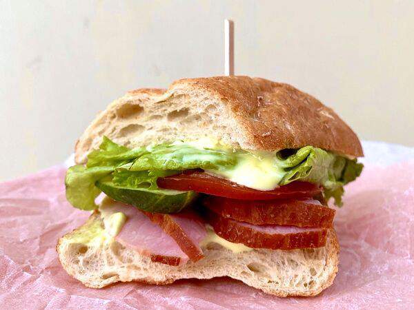 Coffee hub - Сэндвич с бужениной