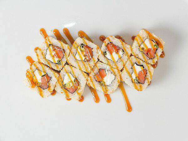 Луиджи - Ролл Филадельфия с кунжутом