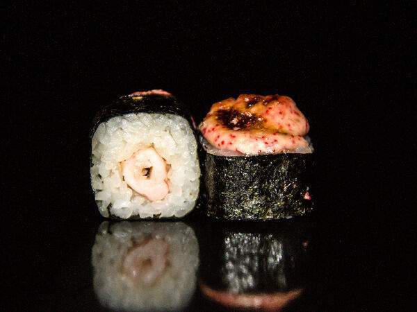 Мегаполис - Ролл запеченный с креветкой