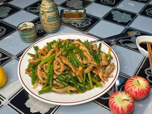 Лунзян - 118/2 Мясо с ростками чеснока