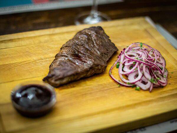 Гостевая изба - Отруб грудинки (скерт) запеченный на гриле