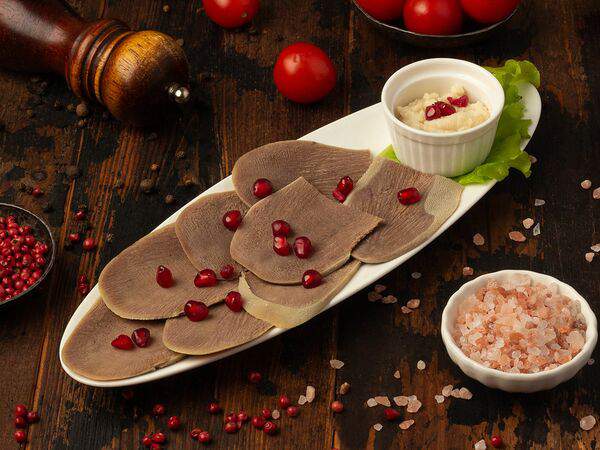 Сухумский дворик - Язык говяжий с хреном