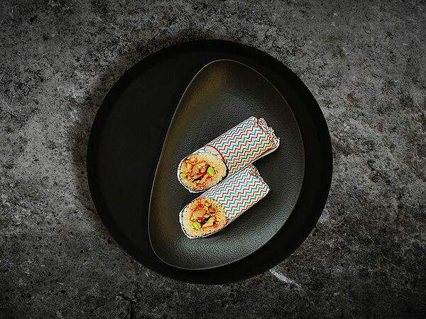 Papaya - Суширрито Цыплёнок Терияки, тобико, спайси