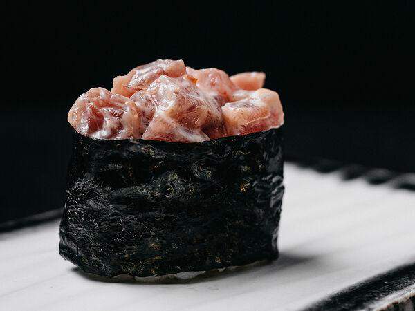 Koi sushi bar - Гункан Магуро Блюфин