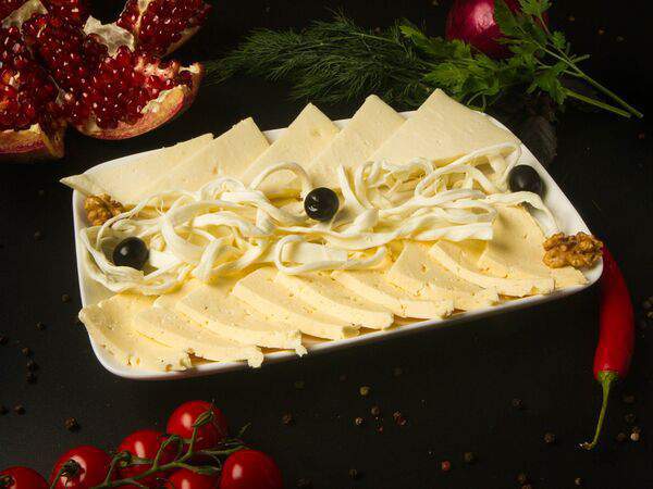 ЯR House - Плато грузинских сыров