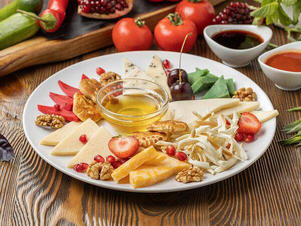 Белуга - Сырное ассорти